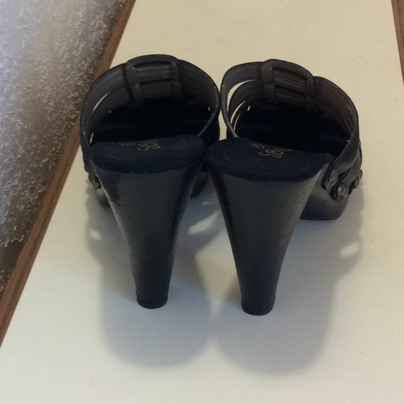 SBICCA BLACK LEATHER HEELS - Picture 2 of 6